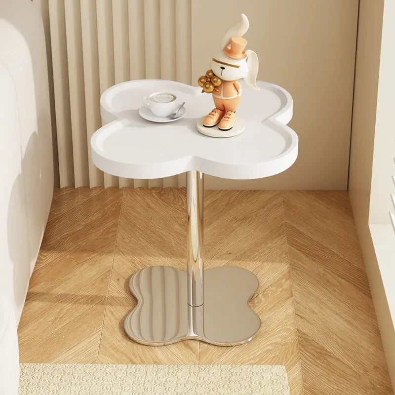 Versailles Accent Piece