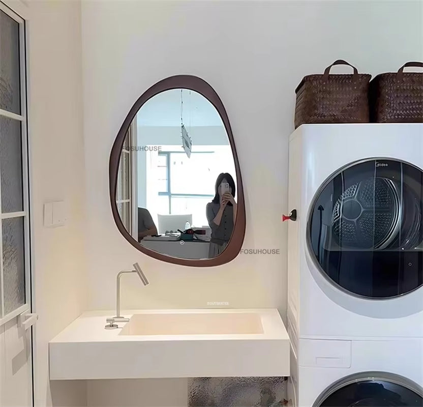 American Retro Smart Bath Mirrors Luxury Wall-Mounted Vanity Mirror Home Shaped Bathroom Mirror with LED Light Decorative Mirror