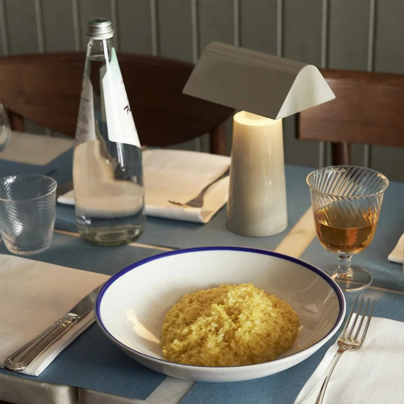 Windsor Dining Table