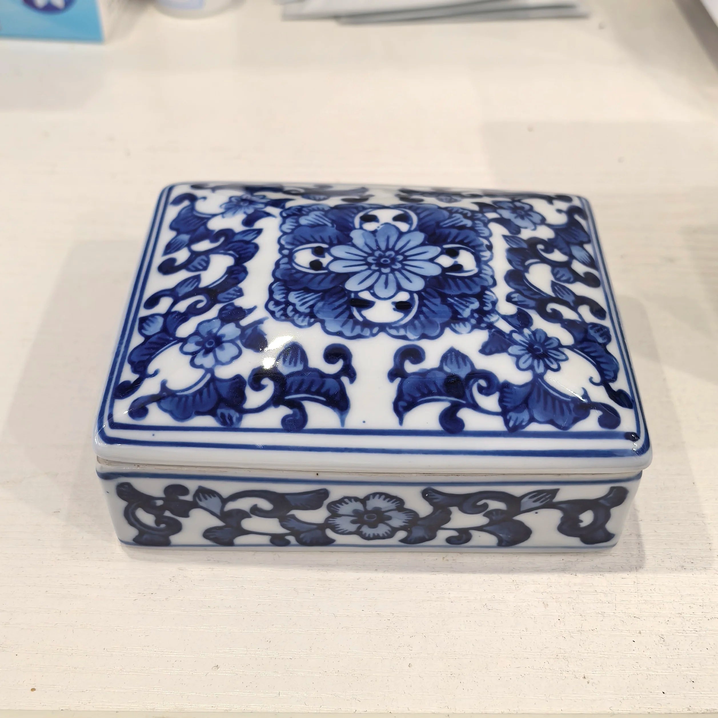 Oslo Accent Piece