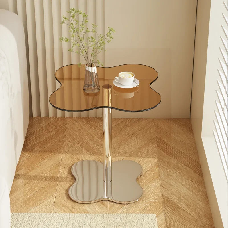 Versailles Accent Piece