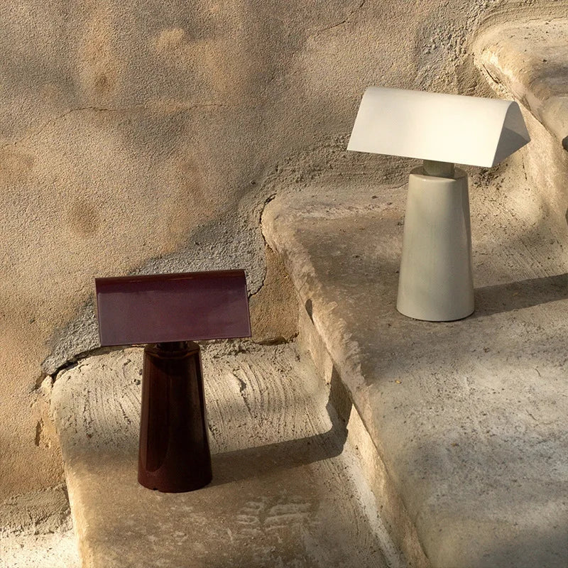 Windsor Dining Table