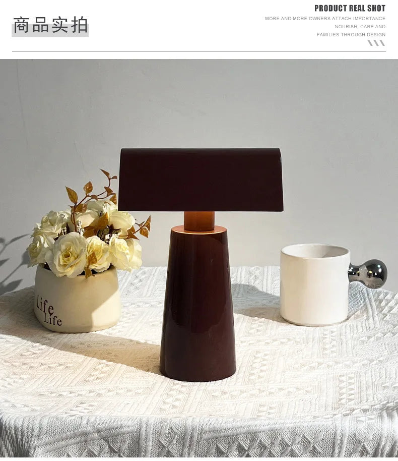 Windsor Dining Table