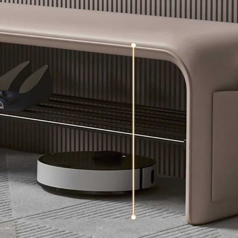 The Aurelio Bench